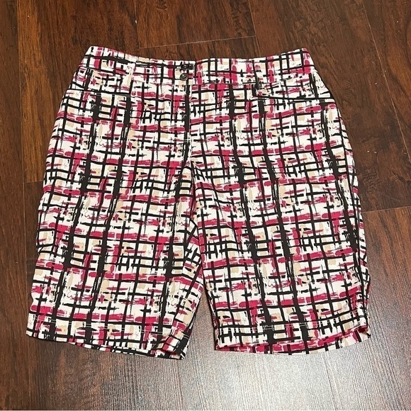 Tommy Hilfiger, Chase54, Willi Smith. Lot of 3 size 6 shorts. Perfect for Summer - Picture 12 of 16